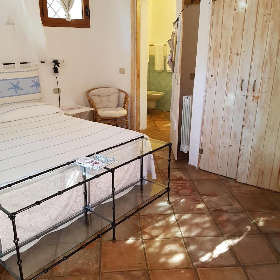 B&B Le Corti Di Aloa Сан-Панталео Екстер'єр фото
